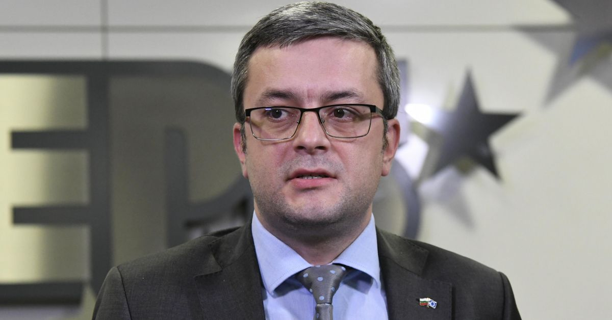Тома Биков разкри кога почват разговорите за правителство и нахока Костов