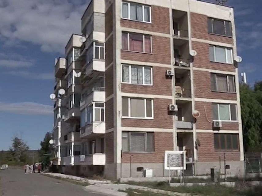 Абсурд! Семейства от Приморско не включват елпечки и радиатори, защото... ВИДЕО