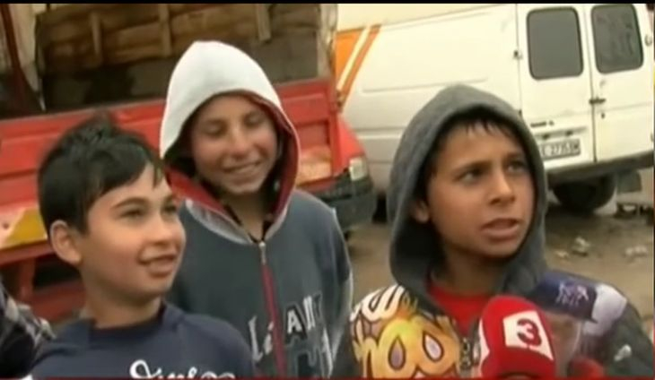 Ще ви се свие сърцето: Помолиха ромчета да кажат „Аз съм българче“, последва кошмар