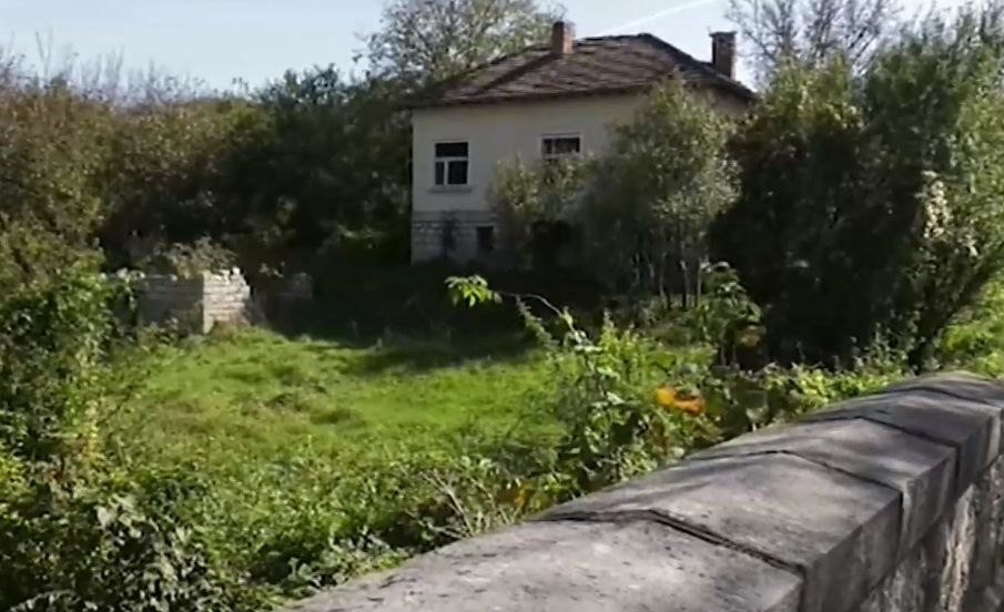 Забрана: Никой не може да умира в това българско село, ето защо ВИДЕО