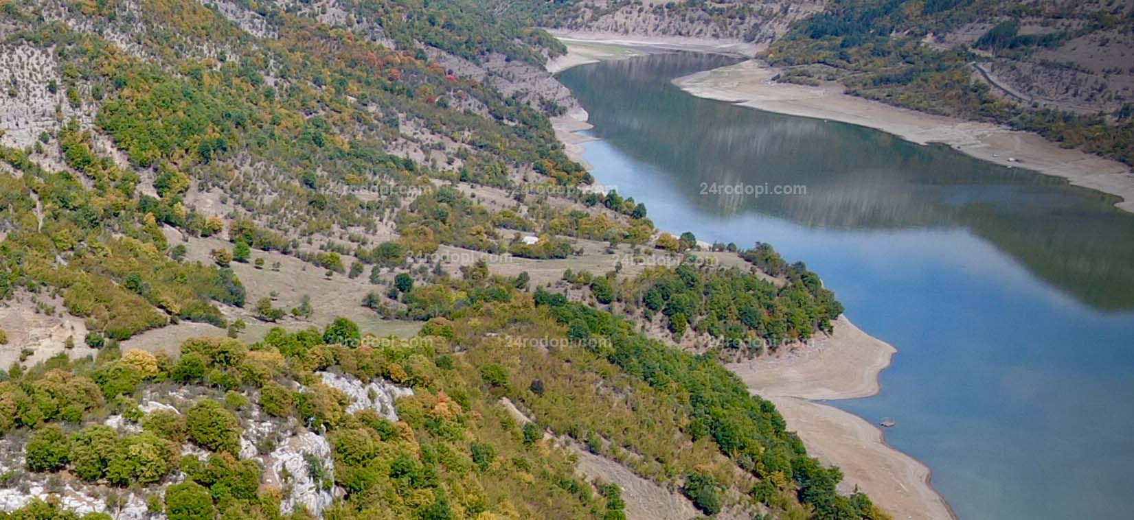 Стопаните в Родопите в ужас заради страшна напаст, която мори добитъка им 