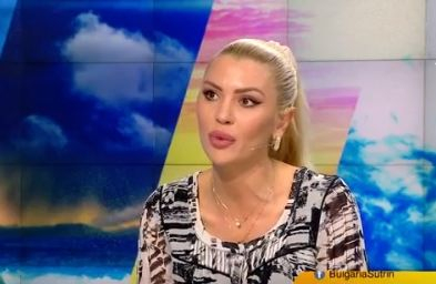 Красива синоптичка обяви къде и кога ще ни вали през тази чудна седмица 