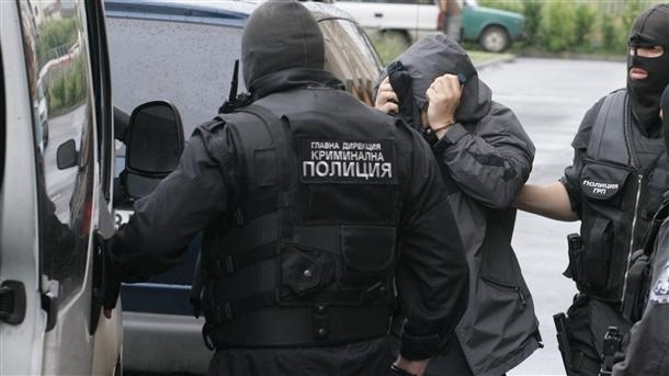 Пияни жени нападнаха полицаи в Пловдив и стана страшно 