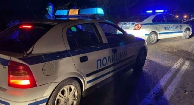 Сигнал до БЛИЦ! Екшън с полицейска гонка и арестувани по тъмна доба в София