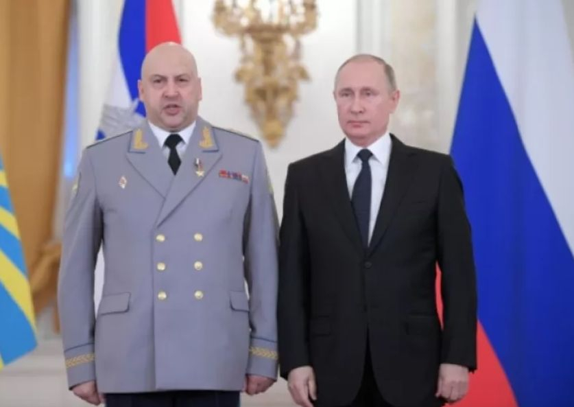 DW: Путин сформира брутален триумвират в Украйна, но ще може ли да го държи под контрол