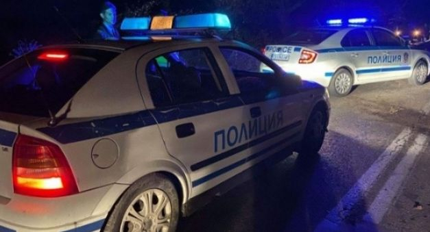 Пияна шофьорка помете 2 коли във "Факултета", побеснели роми я заобиколиха и стана страшно 