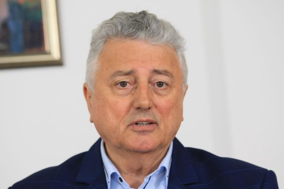 Известният ексдепутат Иво Атанасов: Няма да ми повярвате, но ето какво се случи с мен в кварталната градинка 