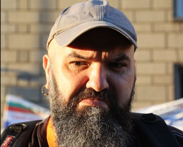 Венци Мицов си спомни как е влязъл в НС и отсече: У нас и мъртвите ядат, особено ако...