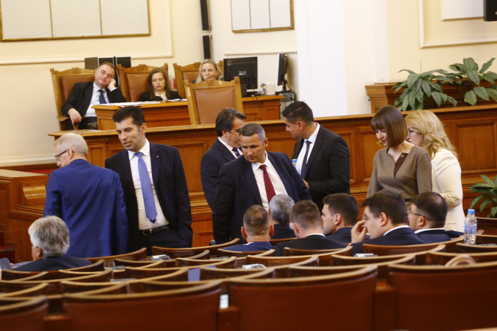 Екатерина Михайлова разкри какво сочи изборът на председател на НС