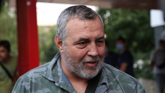 Христо Мутафчиев обясни за хората с тоягите пред парламента и СМС-а до Рашидов