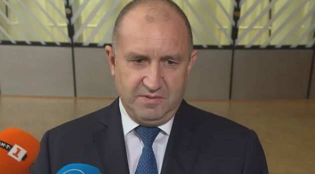 Радев: Ако продължаваме така, ще доведем държавата до... ВИДЕО