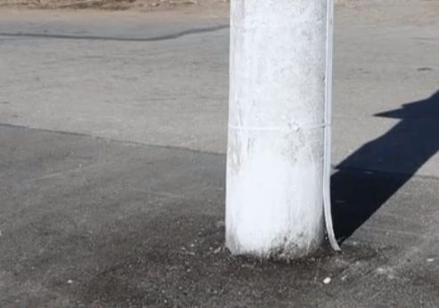 Такова асфалтиране не сте виждали! По средата на кръстовище се мъдри... СНИМКИ