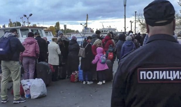 Извънредно: Призоваха всички цивилни незабавно да напуснат Херсон 