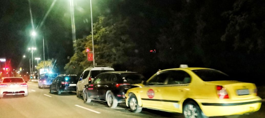 Опасна ситуация по тъмно блокира ключов столичен булевард, ето какво се случва 