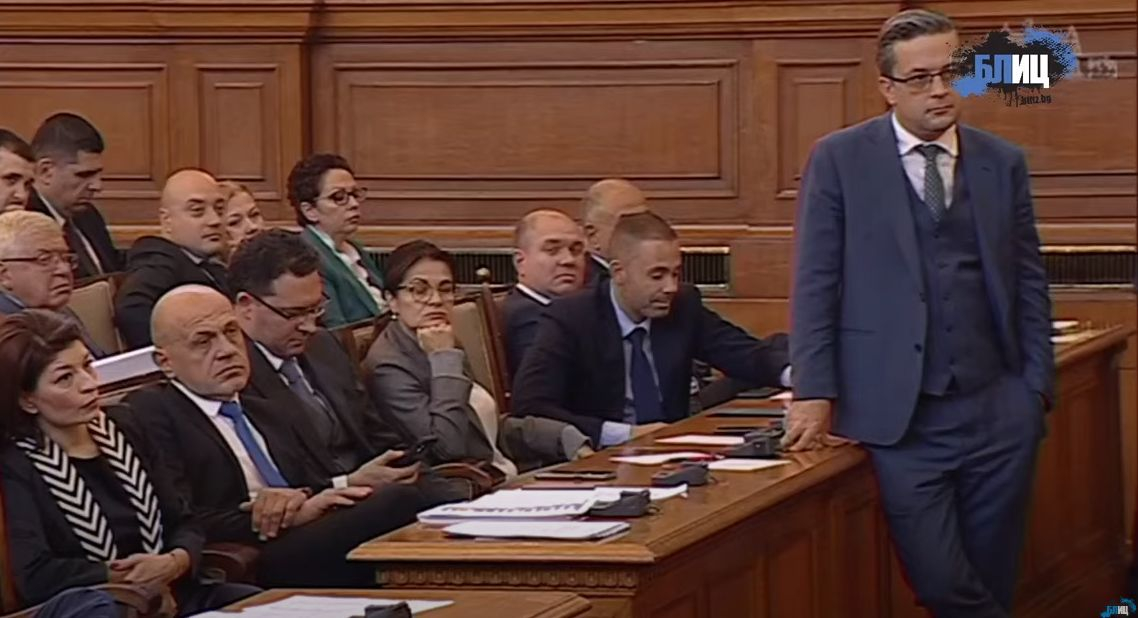 Пак свада в НС: Нинова нахока Деси Атанасова, а Христо Иванов се ожали, че… БЛИЦ TV