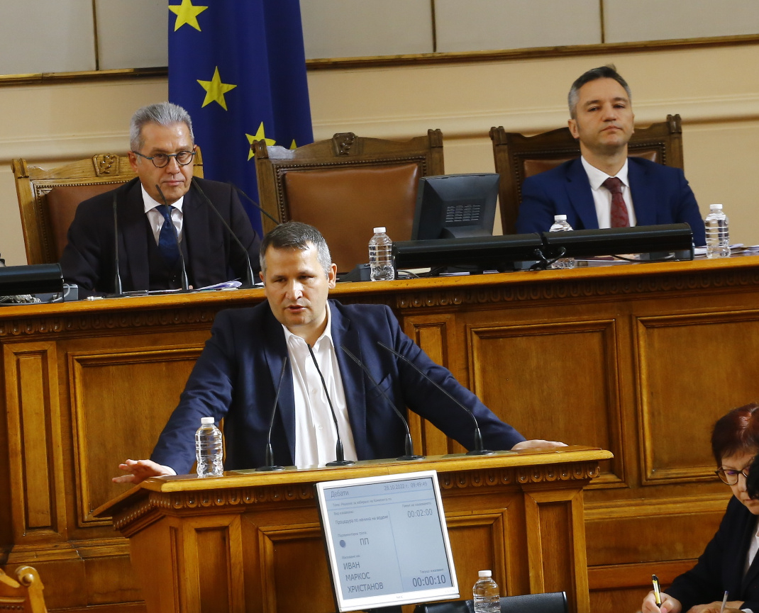 Гробовно мълчание: Отцепникът от ПП призна за огорчение, но си замълча от кого