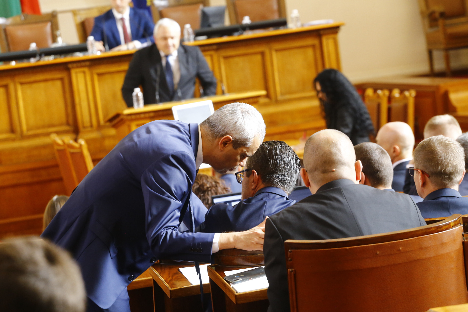 Политолог с бомбастична новина за това какво ще се случи следващите няколко дни в НС