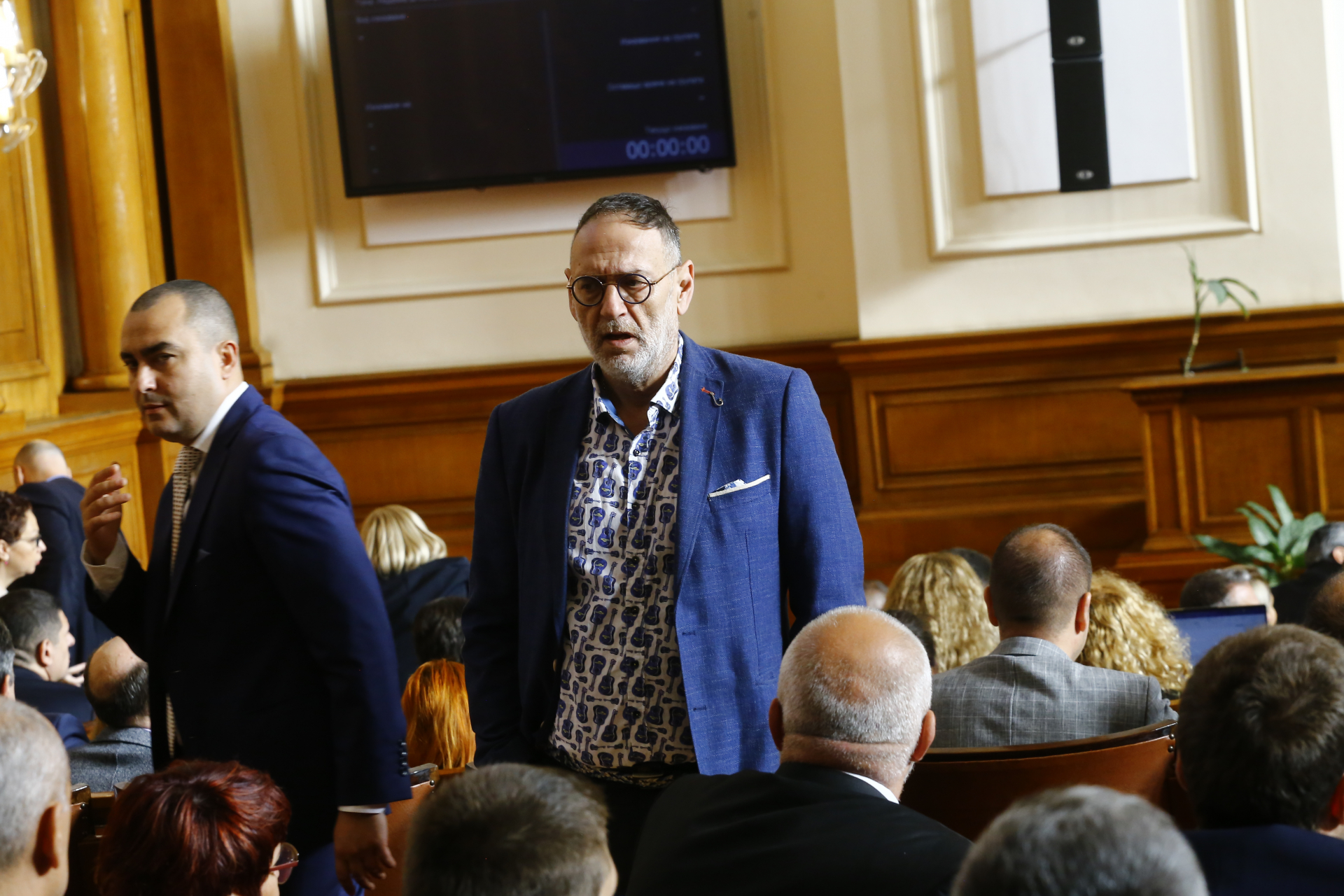Любен Дилов-син плаши Нинова: Ами ако утре Путин направи това в България?!  