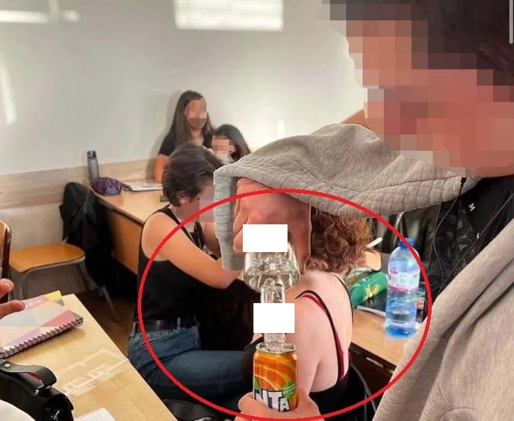 Десетокласнички къркат водка в час, една колабира в тоалетните на бургаска гимназия