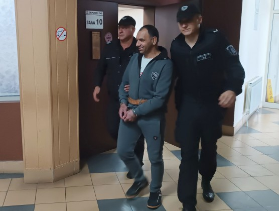 Васко уби приятеля си в Първомай, а сега иска ковчег и... ВИДЕО