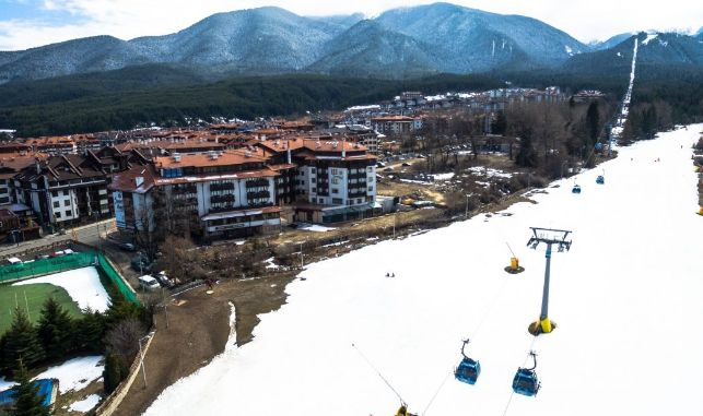 Глад за кадри в Банско на прага на сезона, всички се мръщят на тази заплата 