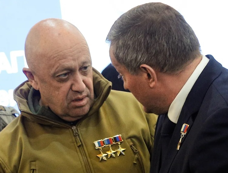 Пригожин обясни защо бойците от ЧВК "Вагнер" настъпват едва със 100-200 метра дневно в района на Артьомовск