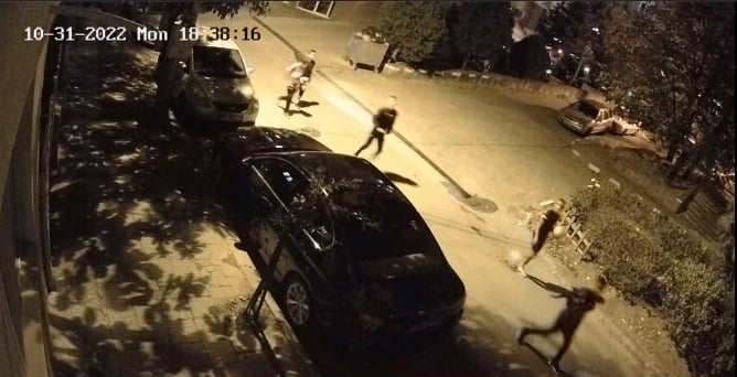 Българи пропищяха от безчинства на празнуващи Хелоуин ВИДЕО 