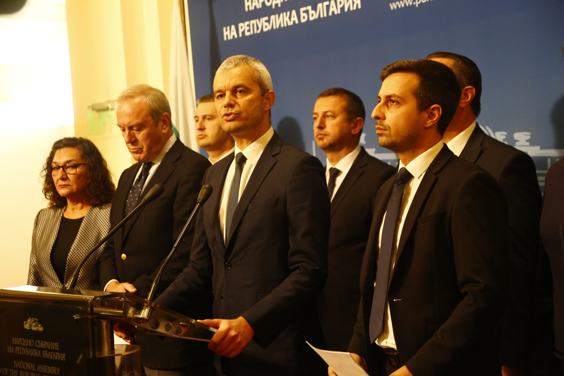 Костадинов с горещ коментар за влизането ни в Еврозоната след анализа на БНБ