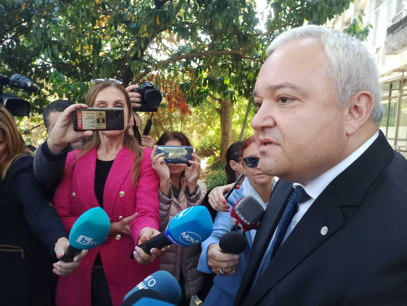 Падат главите на още шефове в МВР заради убитите от каналджии двама полицаи 