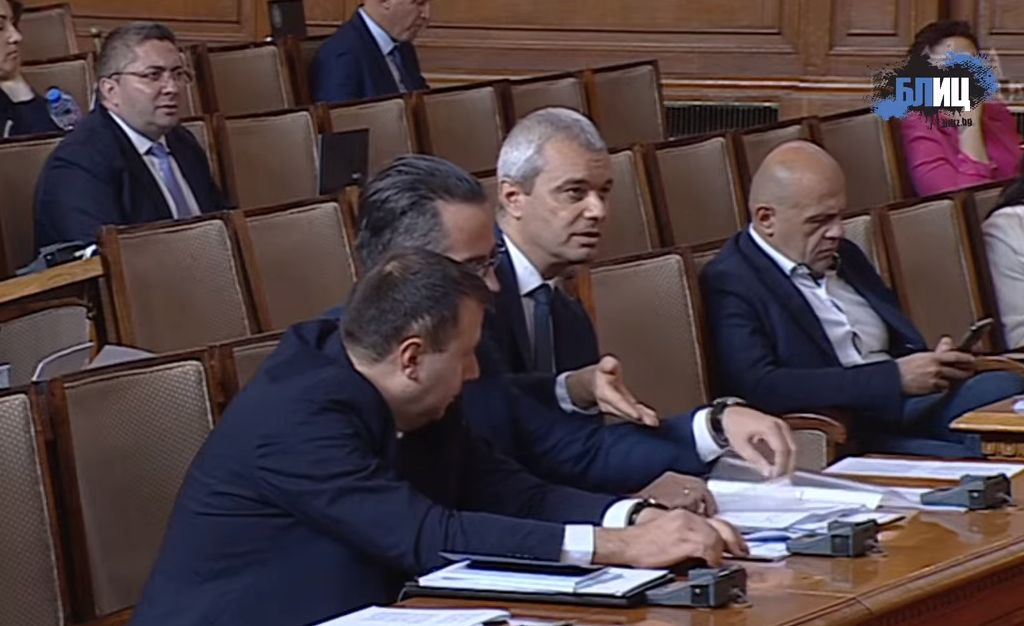 Страшен скандал в НС заради секретния доклад на БНБ за еврото, Никола Минчев се видя в чудо