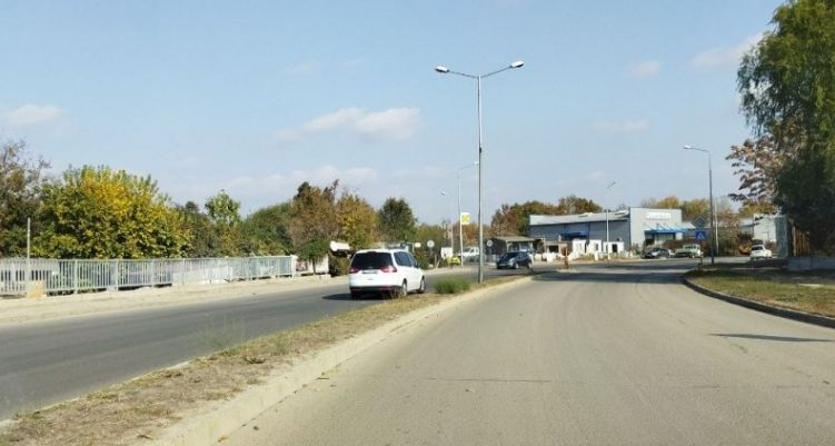 Шофьор озадачи пловдивчани с безумното си решение СНИМКА 