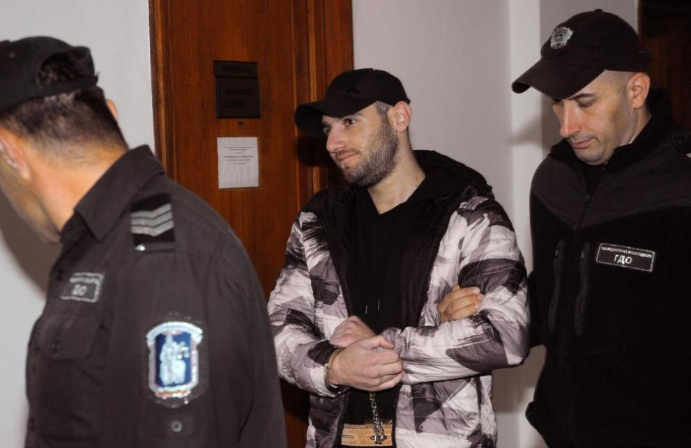 Наркоманът Кокинов, клал ученичка в Бургас, със скандална изцепка в съда СНИМКИ 