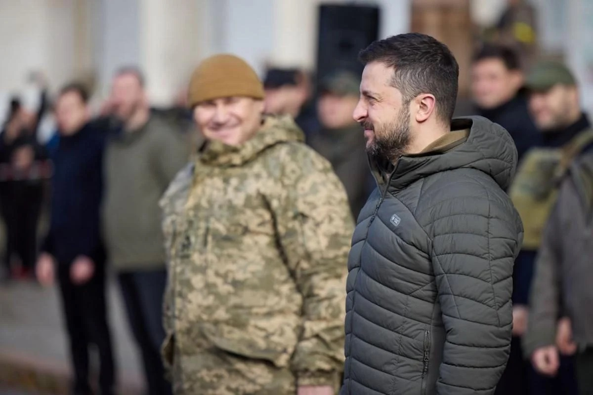 Зеленски посети Херсон, каза тръгват ли украинските войски към Москва СНИМКИ