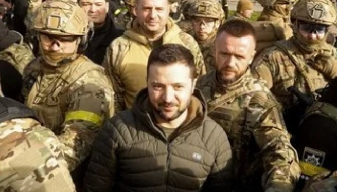 Експерти обясниха защо Русия не атакува Зеленски в Херсон
