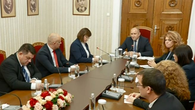 Радев и Нинова се захапаха здраво заради самолетите, БСП каза категорично "не" на... БЛИЦ TV