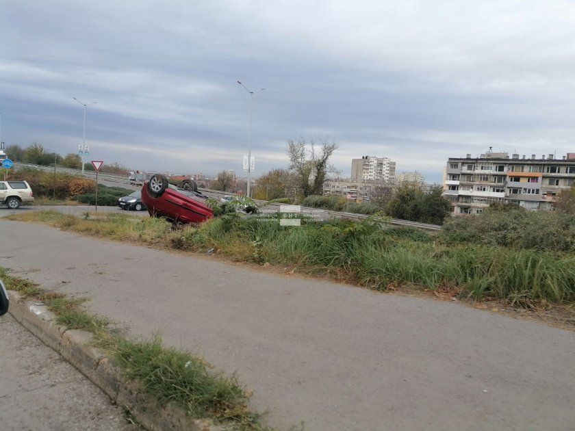 Шофьорка направи опасна каскада в Русе, всички са в шок СНИМКИ