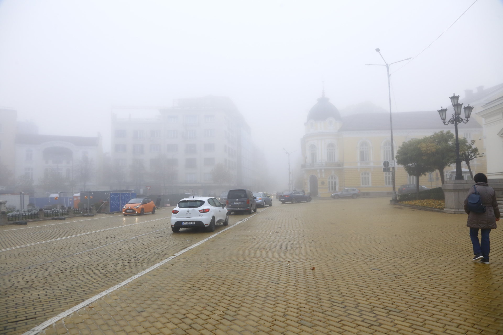 София се скри под бяло було СНИМКИ