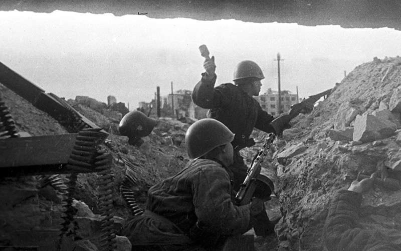 На този ден през 1942 година: СССР започва операция "Уран" при Сталинград