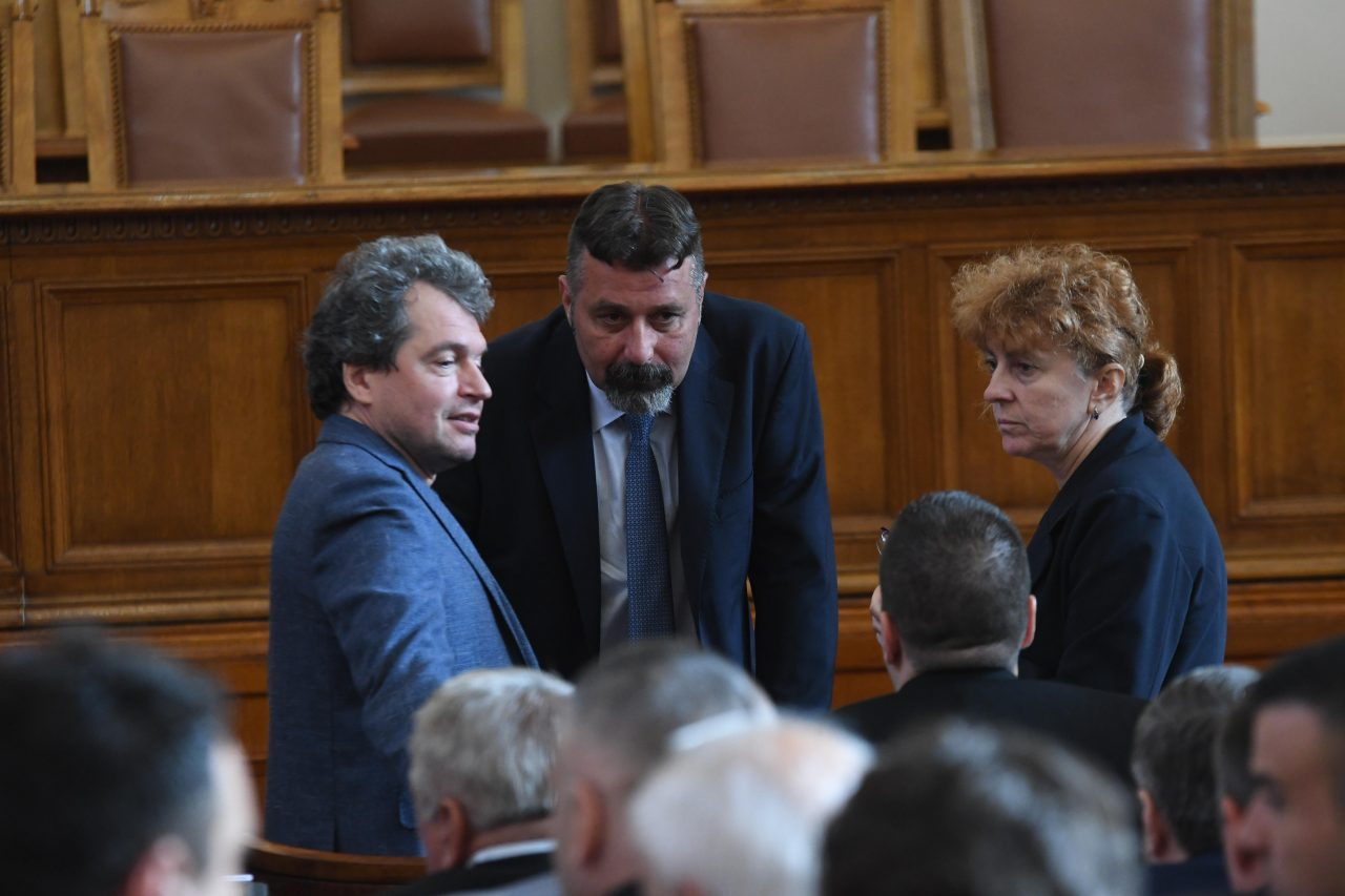 Тошко Йорданов даде две дати за предсрочни избори и зашлеви силен шамар на доскорошна съратничка 