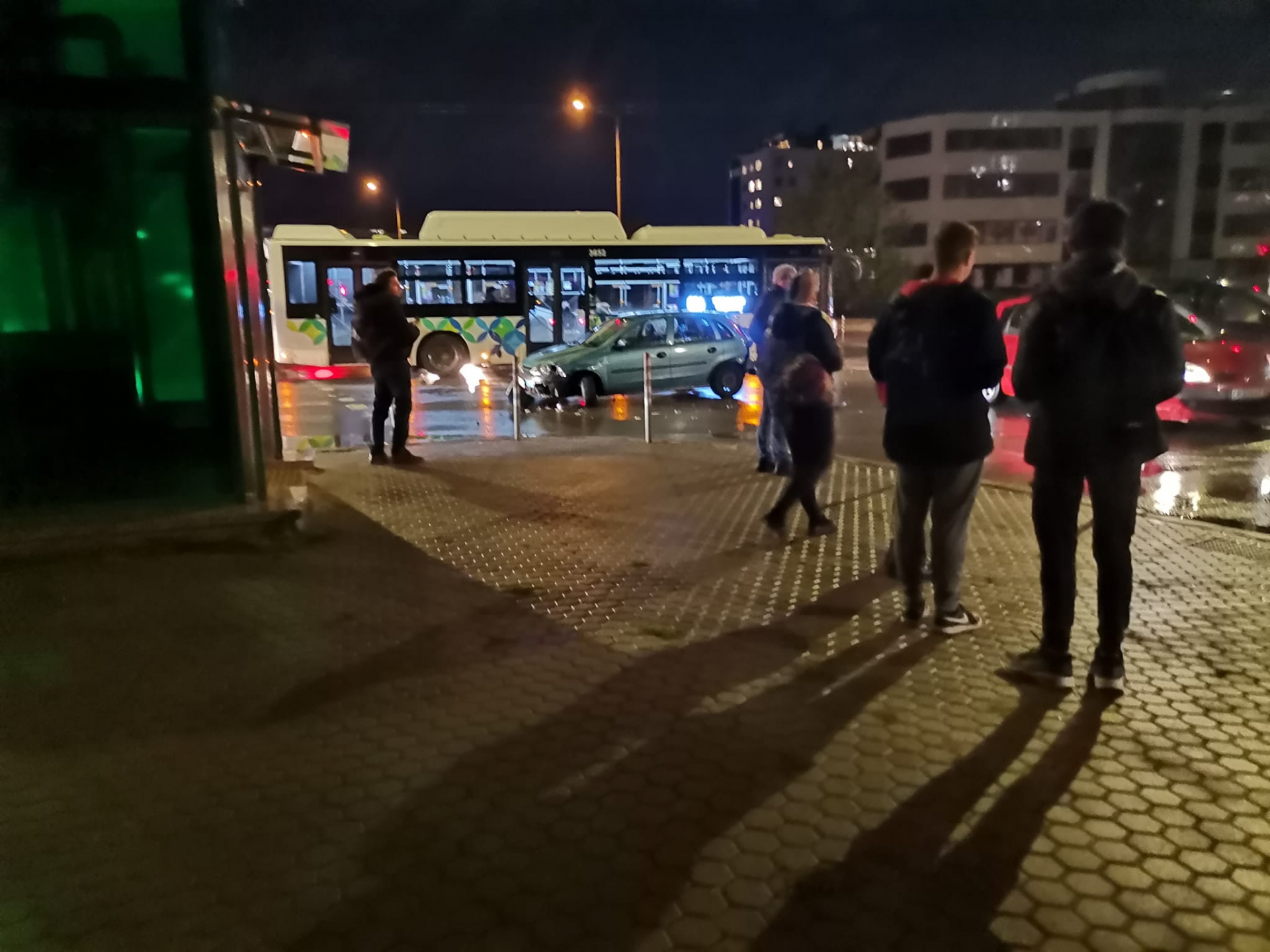 Адско верижно меле в столицата СНИМКИ 