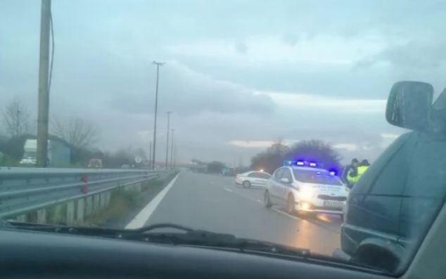 18-г. шофьорче спретна невиждан екшън на столичен булевард, ченгетата се видяха в чудо 