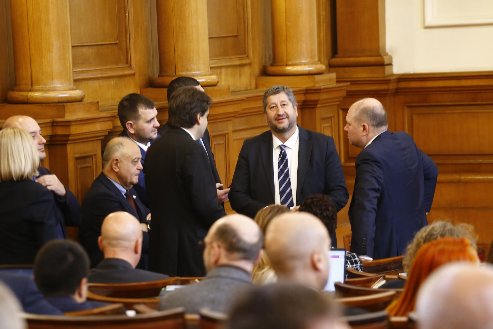 Анализатор с черна прокоба за разпад и провал на ДБ, ако направи това