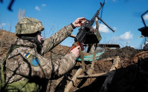 Боец от ВСУ разказа за свирепите боеве край Бахмут СНИМКИ 18+