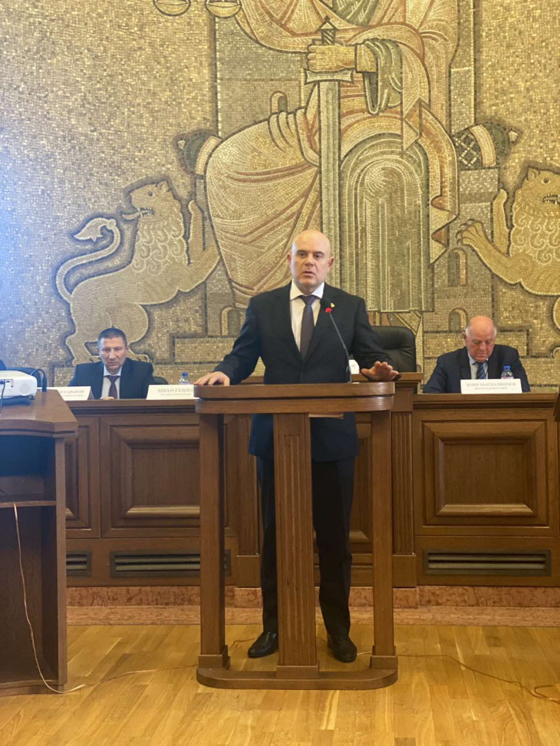 Гешев: Благодарение на Асоциацията на прокурорите днес сме по-сплотени и силни