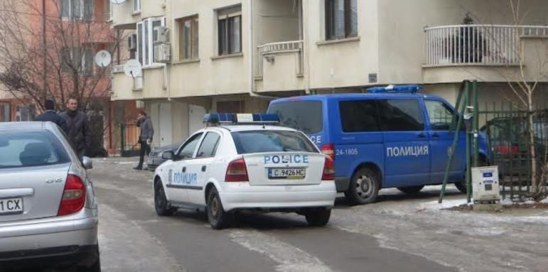 Дъжд от куршуми покоси строителния бос Митко и жена му заради измами с жилища на зелено СНИМКИ