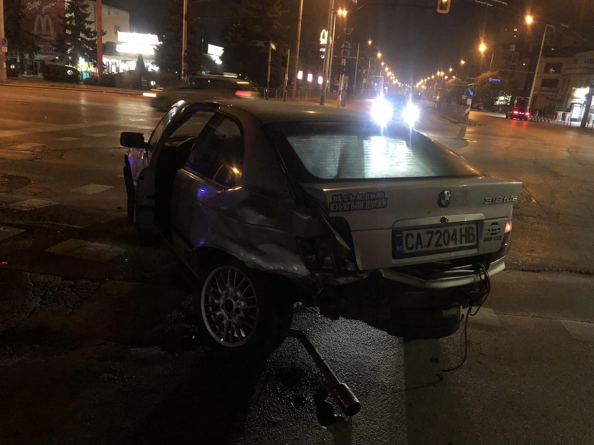 Първо в БЛИЦ! Среднощен екшън с БМВ-та в София ВИДЕО
