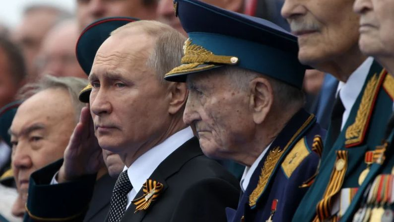 Защо американците мразят Путин и кой им каза да го правят?
