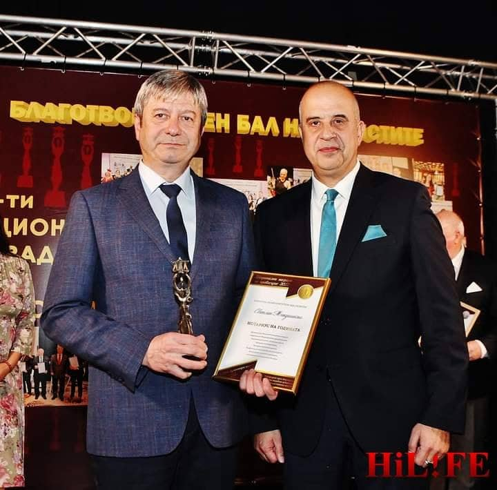 Близо 23 000 лева събраха адвокати и магистрати на Благотворителния бал на юристите за деца с ДЦП ВИДЕО