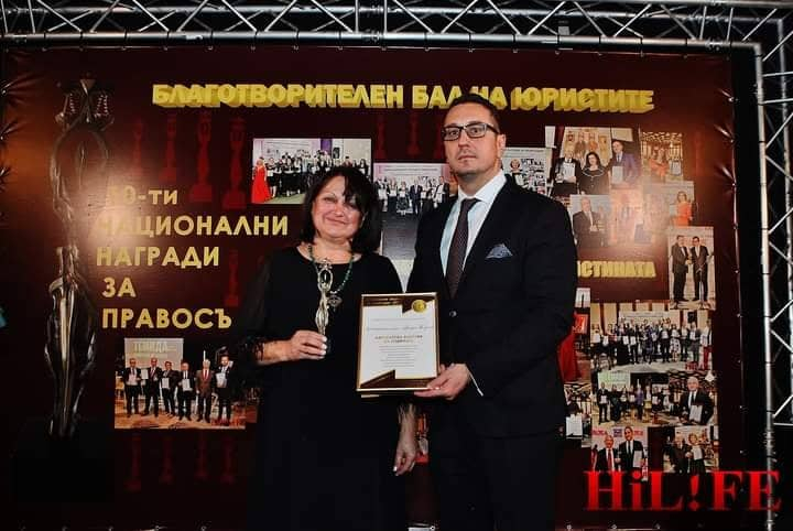 Близо 23 000 лева събраха адвокати и магистрати на Благотворителния бал на юристите за деца с ДЦП ВИДЕО