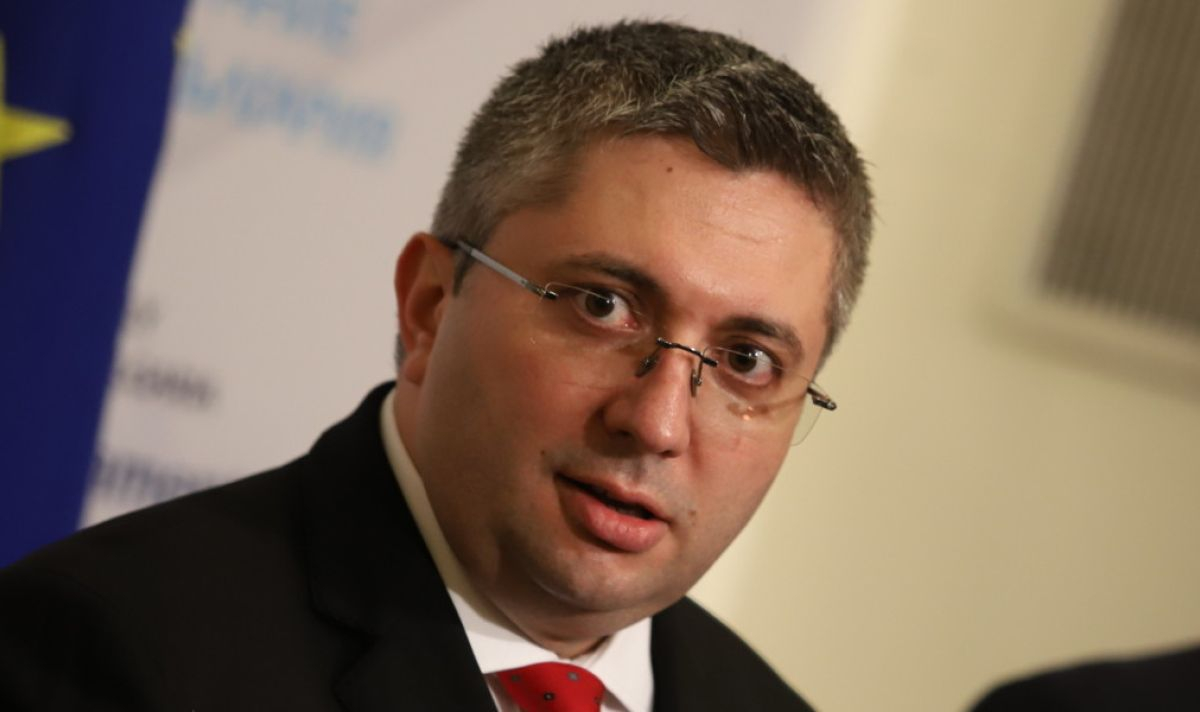 ГЕРБ: КС се произнесе за АПИ! ПП да се засрамят от решението си за парите на пътищарите